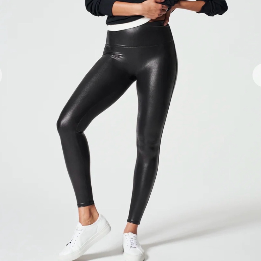 SPANX Black Faux Leather Leggings, Women’s M